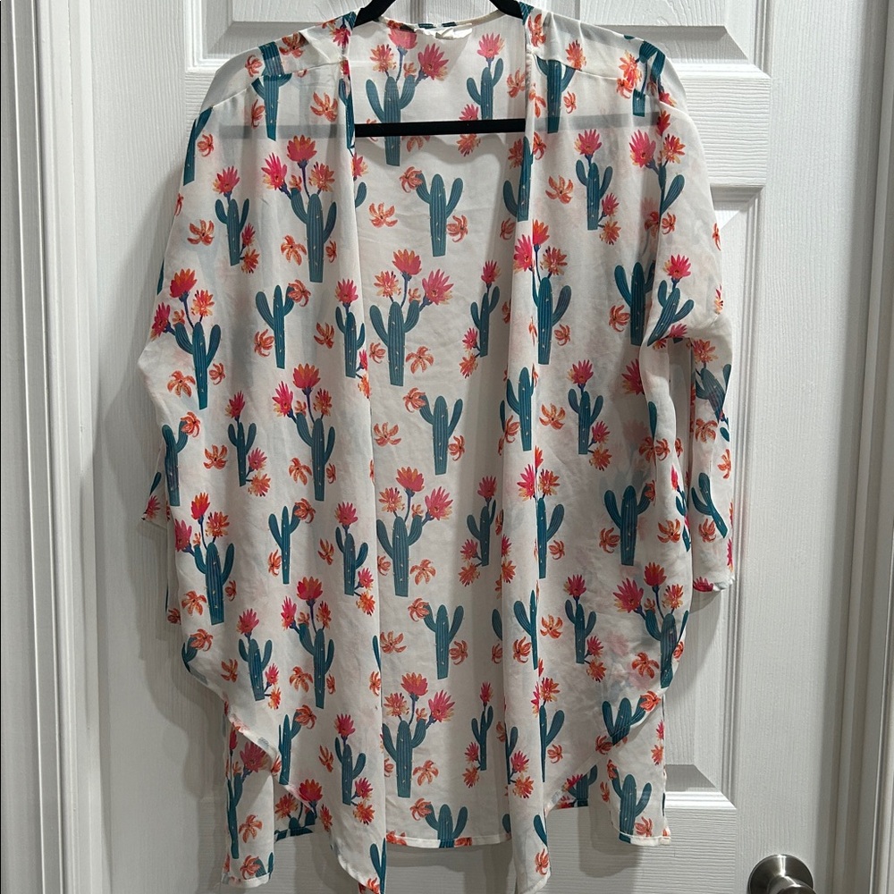 Peach Love California Floral Cactus Kimono